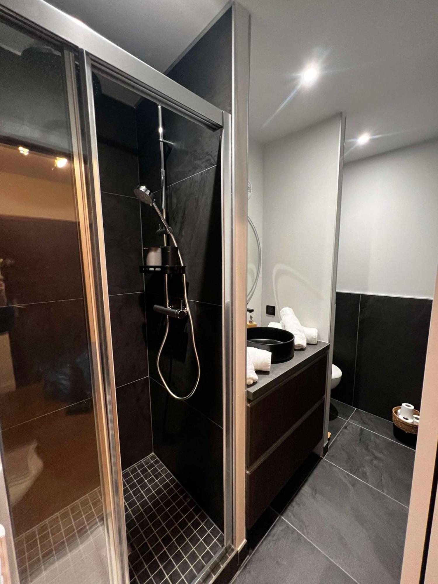 Appartement Le Flamboyant - Wifi - Central - Cosy Экс-ле-Бен Экстерьер фото