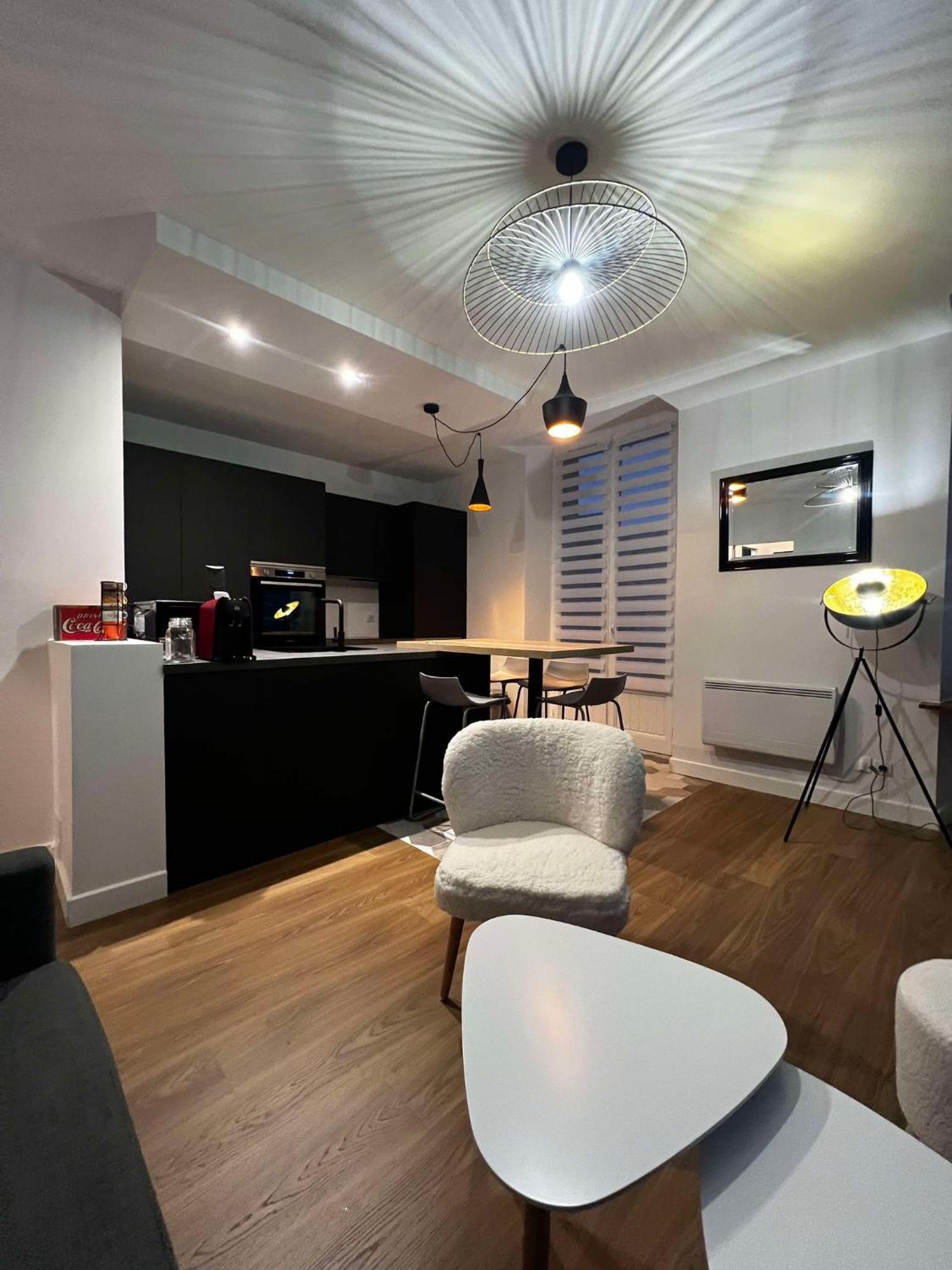 Appartement Le Flamboyant - Wifi - Central - Cosy Экс-ле-Бен Экстерьер фото