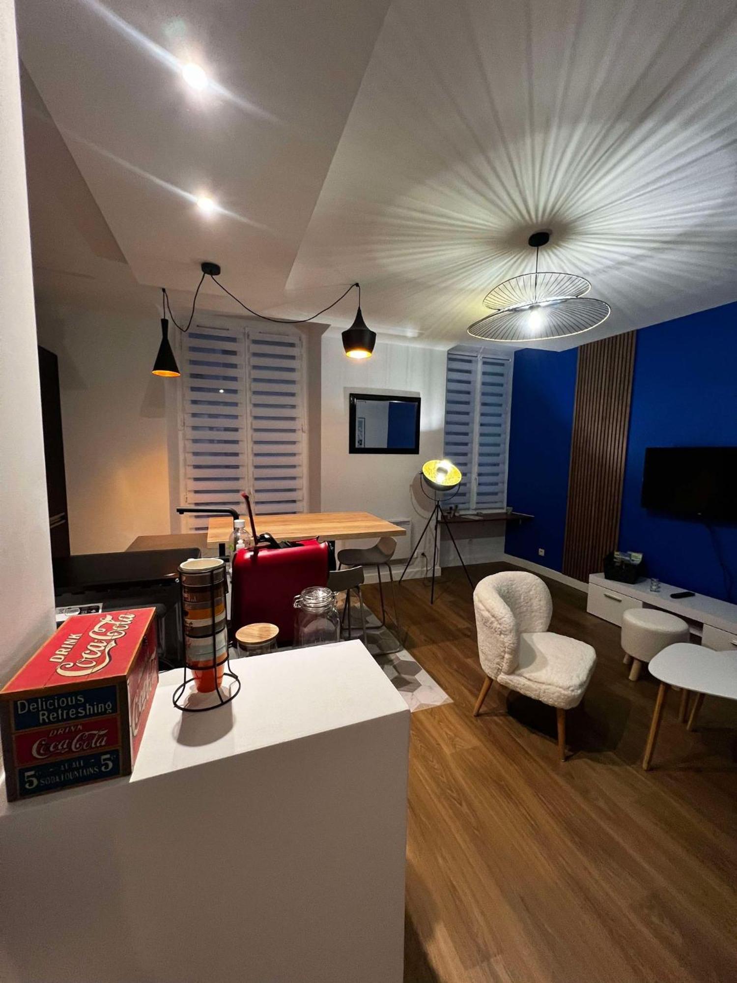 Appartement Le Flamboyant - Wifi - Central - Cosy Экс-ле-Бен Экстерьер фото